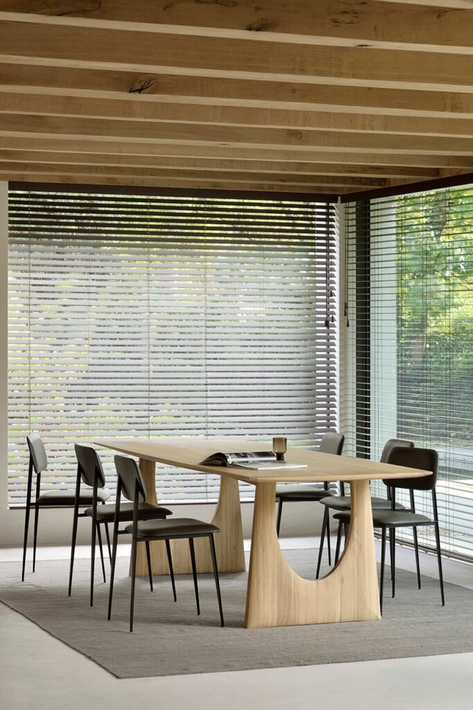 55013 medinis itališkas Valgomojo stalas Geometric 250 cm ilgio (26)