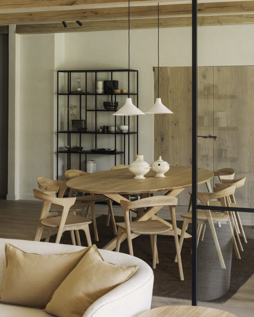 10081 Lentyna Studio 120x40x205h cm juoda medinė (28)