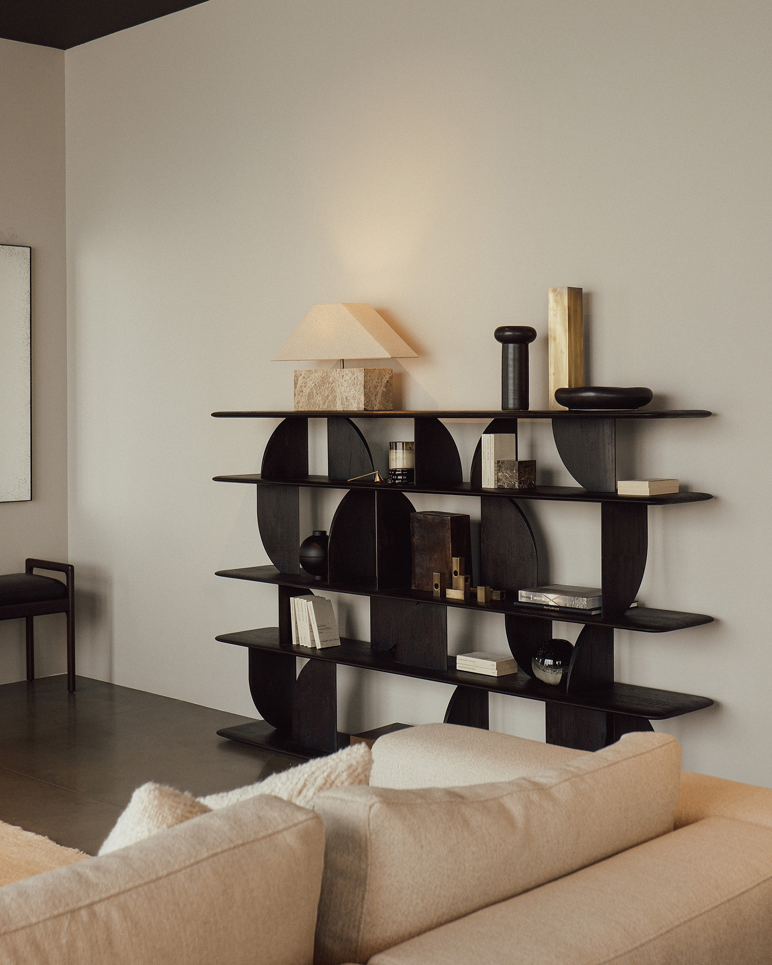 10496 Lentyna Geometric 210x35x130h cm tamsaus medžio skandinaviško ir japandi stiliaus (7)