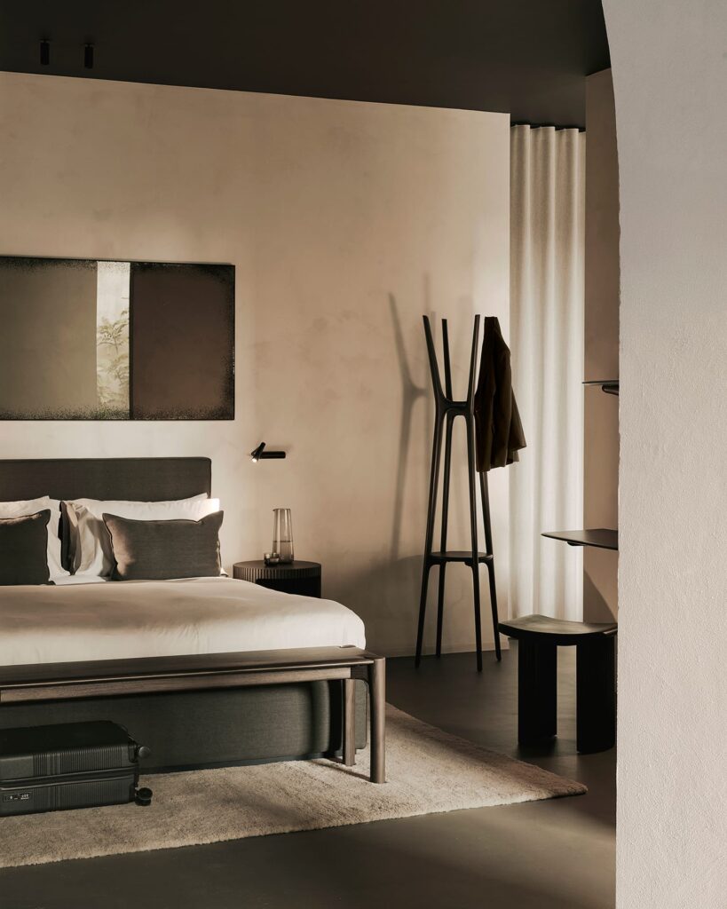 11553 Suoliukas PI 166x35x46h cm (7)