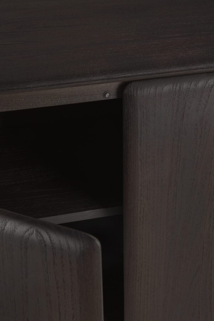 11573 Svetainės komoda PI 230x45x83h cm juoda medinė (17)