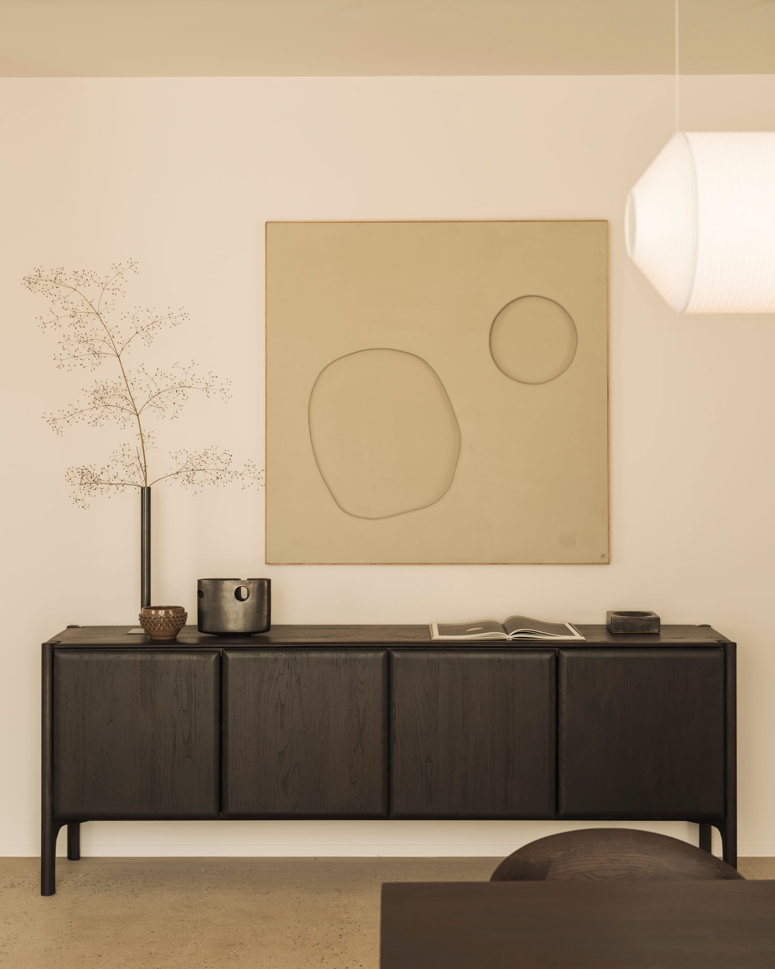 11573 Svetainės komoda PI 230x45x83h cm juoda medinė (25)