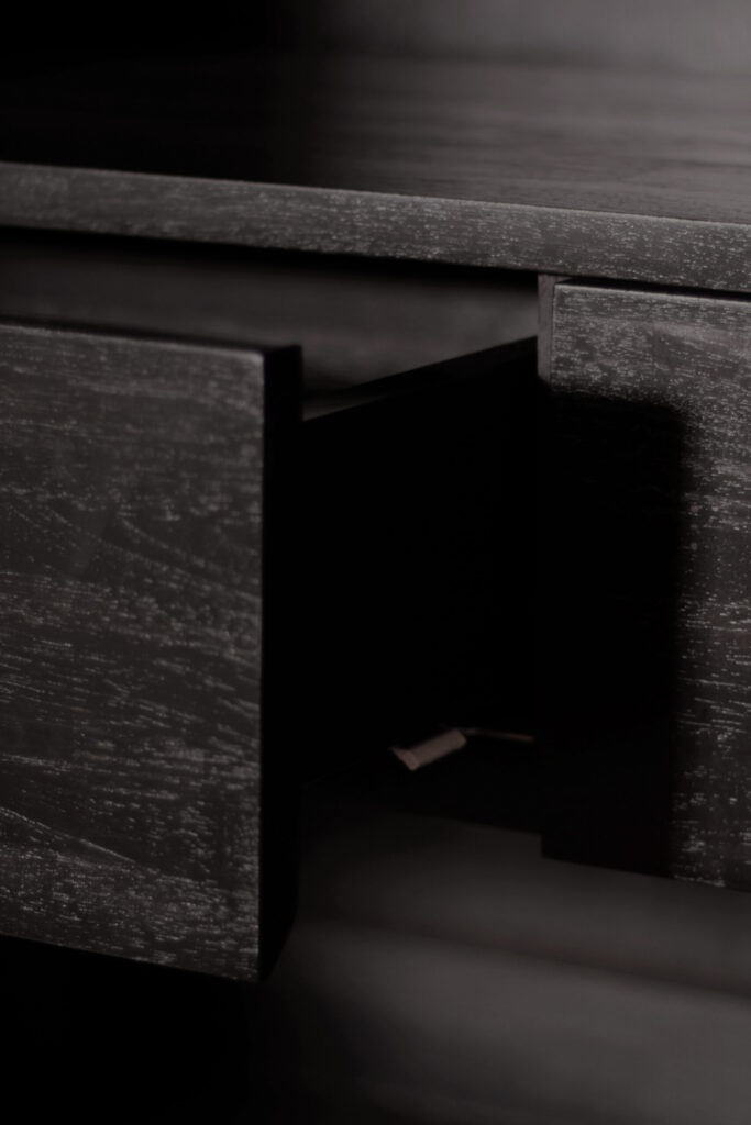 12250 Svetainės komoda Grooves 102x45x162h cm juoda ant kojelių prabangi (4)