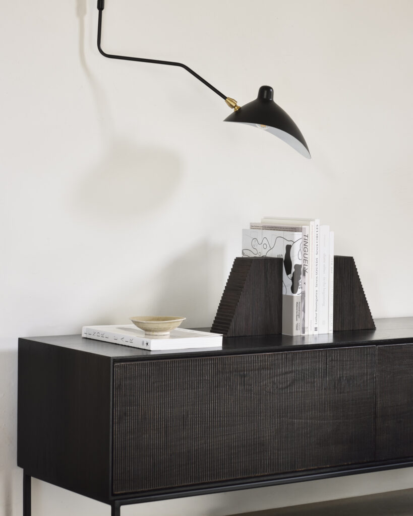 12254 Tv spintelė Grooves 242x45x53h cm (7)