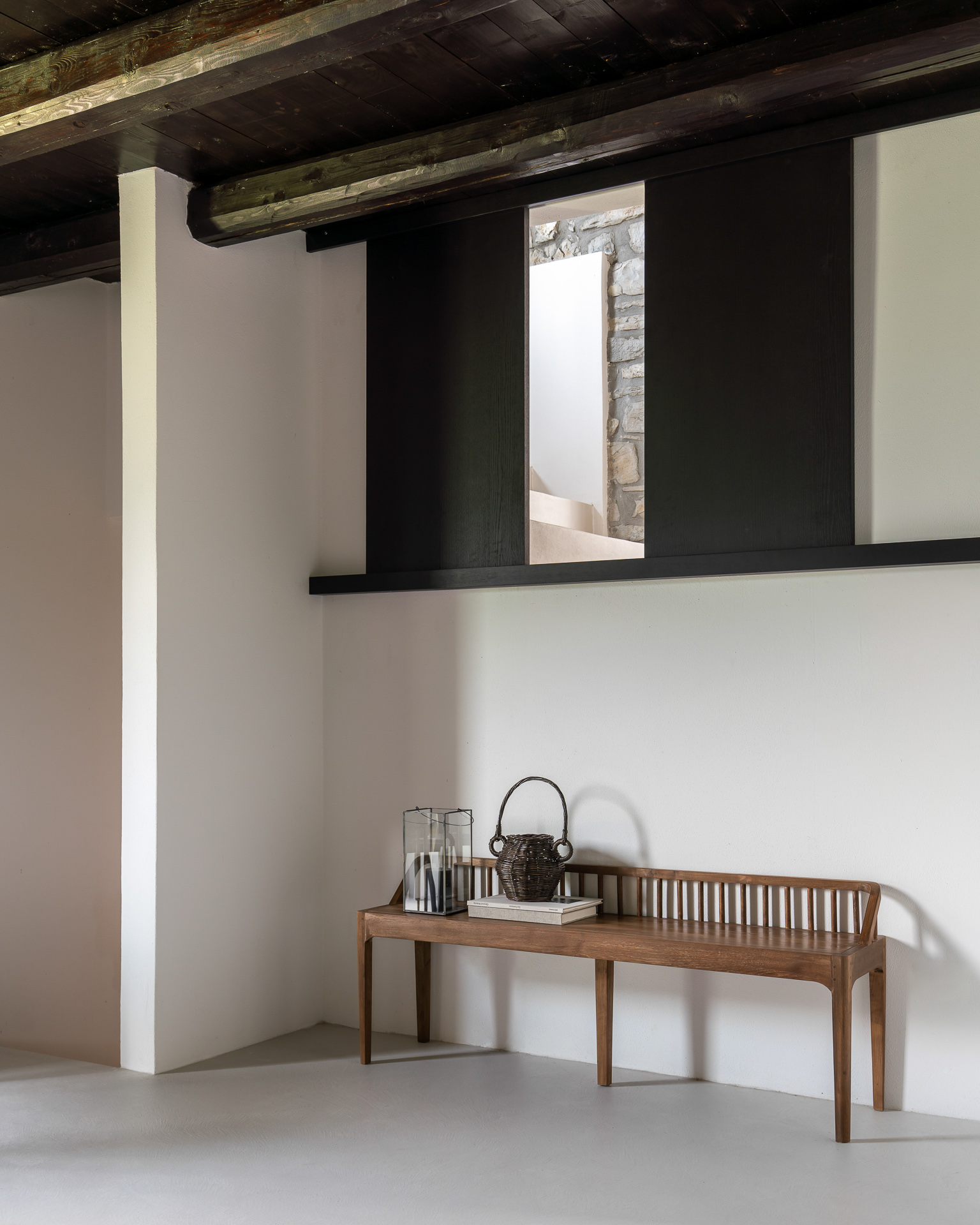 14176 Suoliukas Spindle 150x35x60h cm tamsus medinis (2)