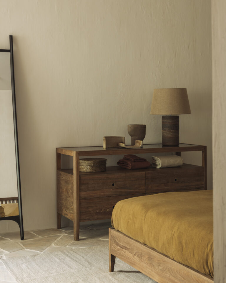 14177 Komoda Spindle skandinaviško ir japandi stiliaus 150x56x83h cm tamsiai rudo medžio (2)