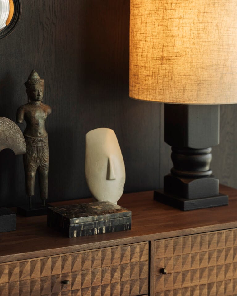 15347 Svetainės komoda Sono 228x48x87h cm tamsaus medžio prabangi tekstūra (23)