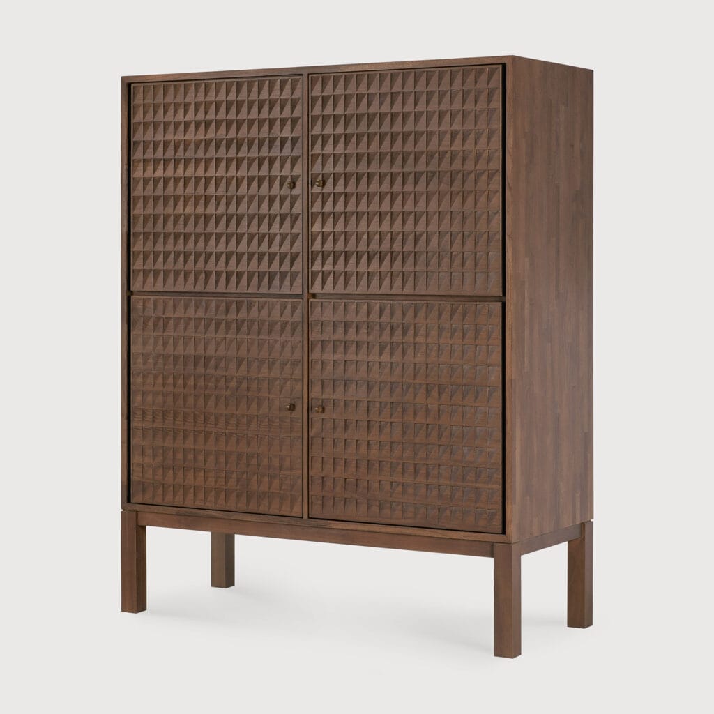 15349 Svetainės komoda Sono 116x48x144h cm moderni tekstūrinė ant kojelių rudo medžio (3)