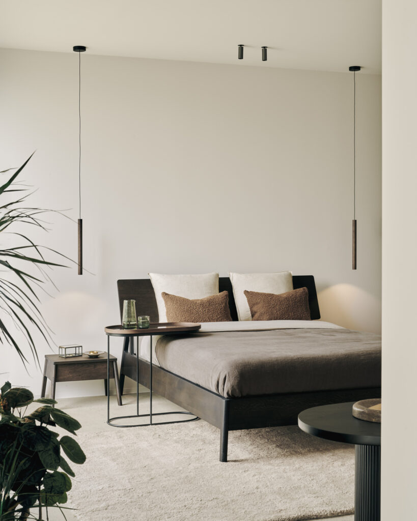 20790 Šoninis staliukas Tray 69x33x65h cm (21)