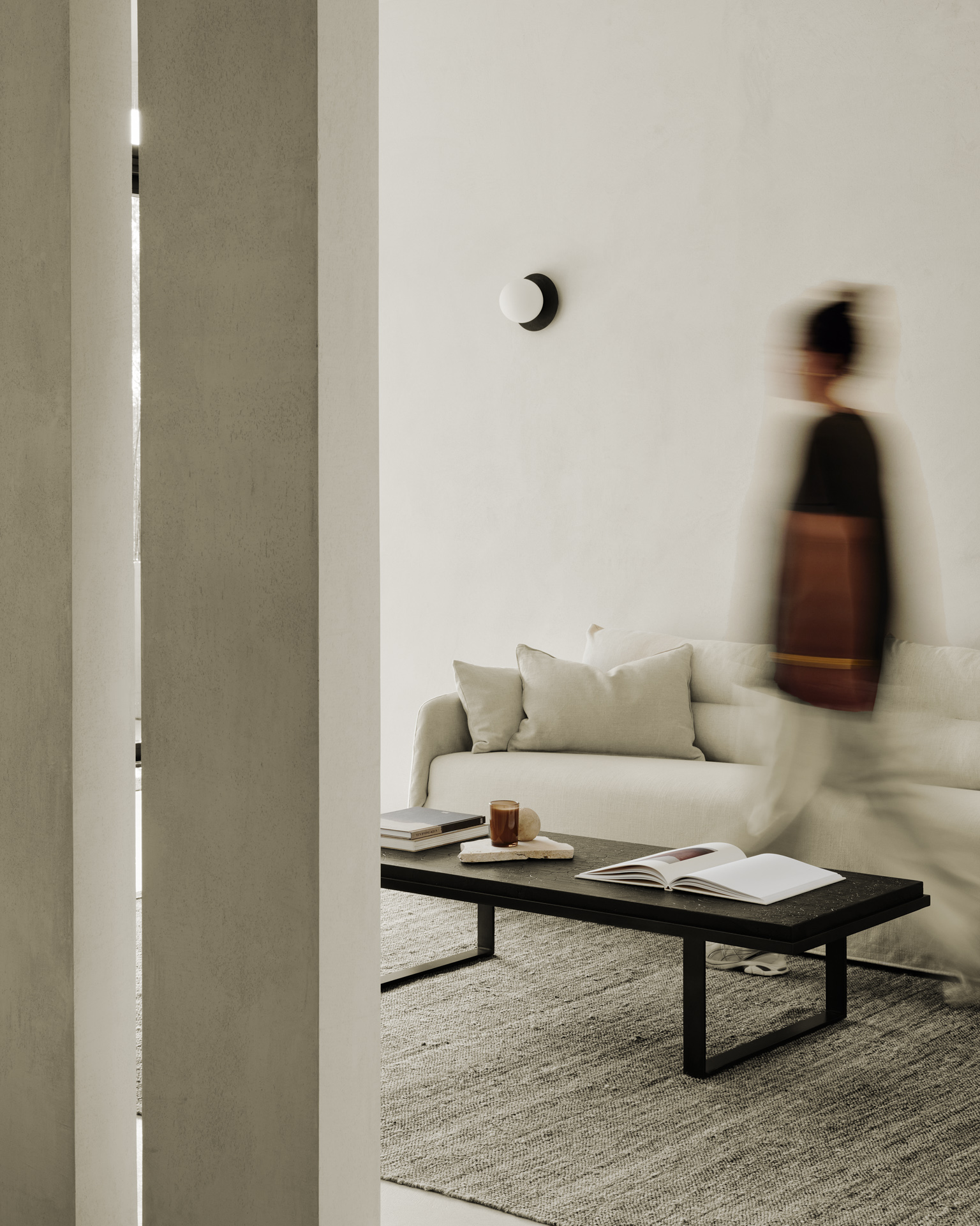 25944 Kavos ir žurnalinis staliukas Stability 150x60x35h cm (33)