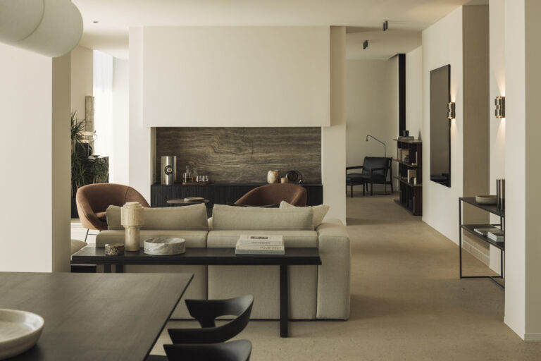 25945 Konsolė Stability 170x40x55h cm juodo medžio (23)