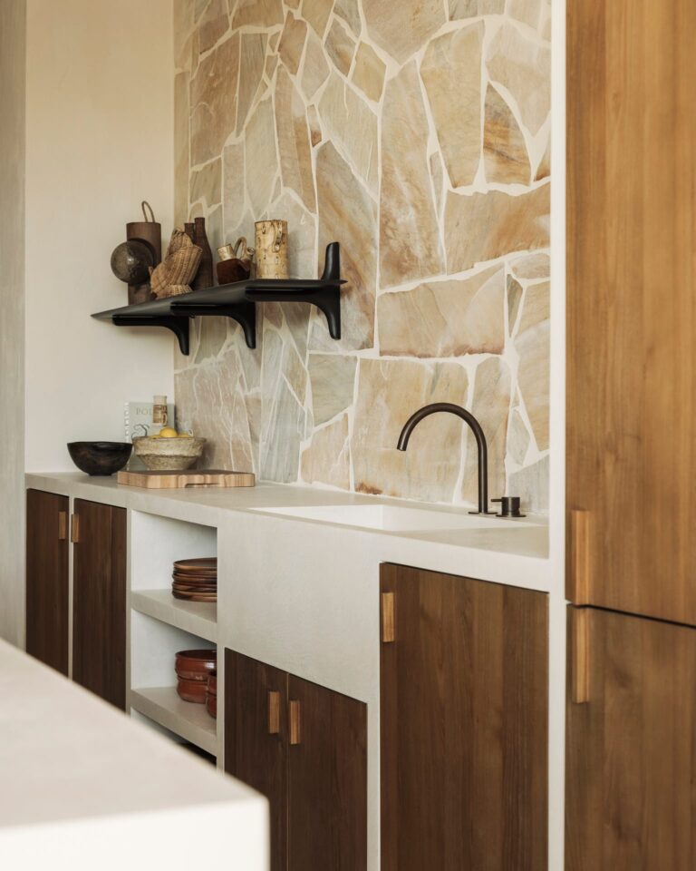 29793 Lentyna PI 168x35x28h cm atvira juodo medžio (7)