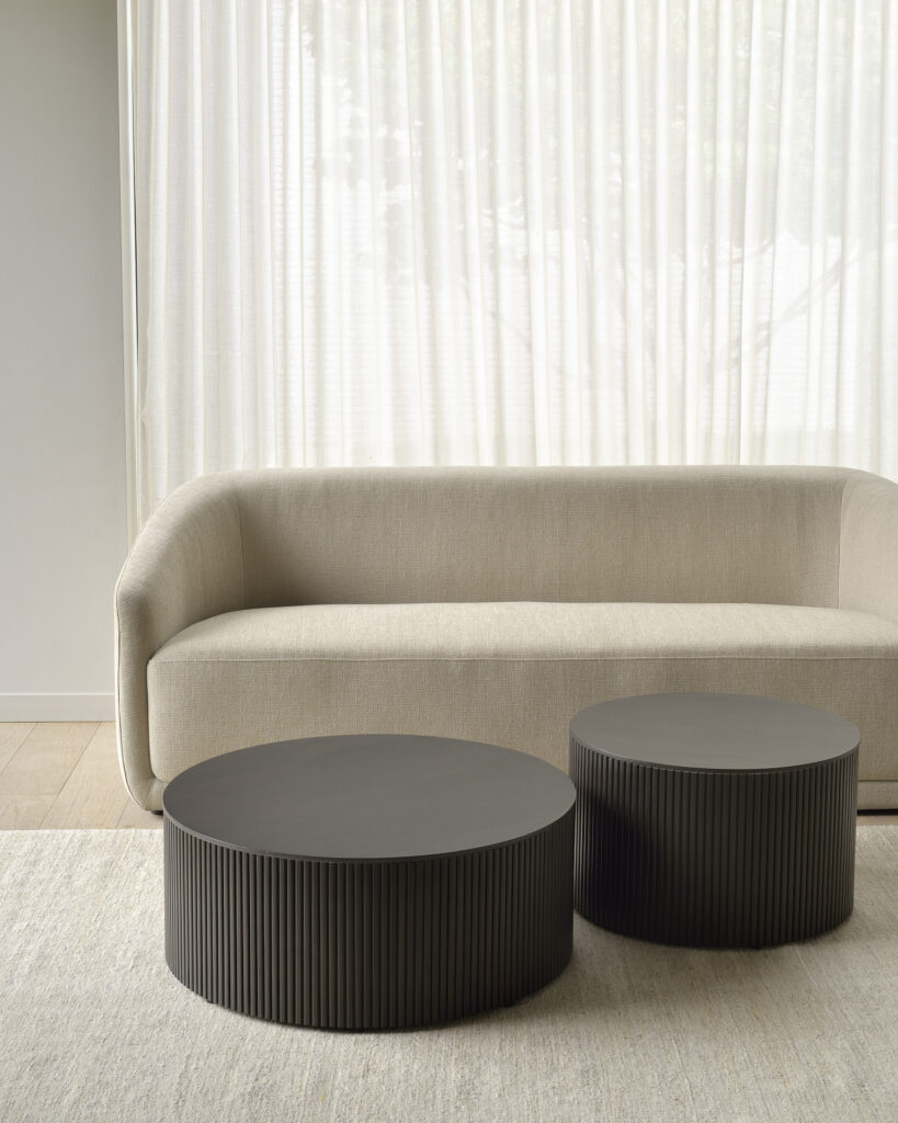 35002 Kavos ir žurnalinis staliukas Roller Max 80x80x32h cm (11)