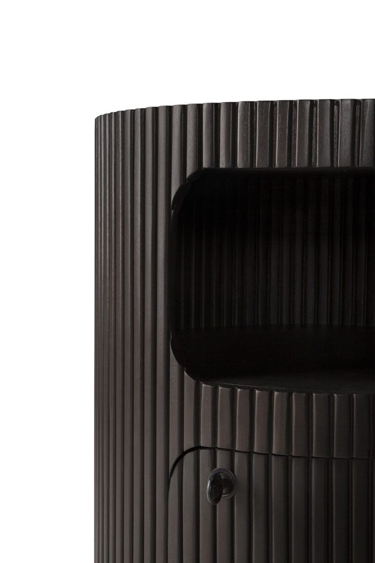 35015 Šoninis staliukas Boomerang 45x45x55h cm juodas apvalus. Tinka kaip Naktinė spintelė (8)