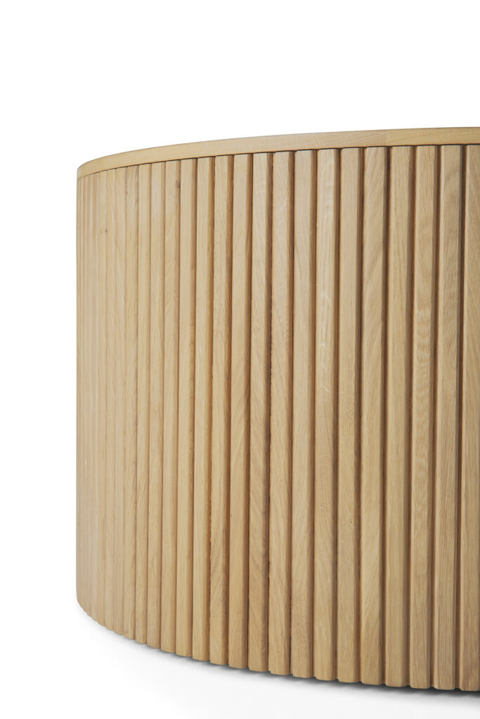 50046 Kavos ir žurnalinis staliukas Roller Max 80x80x32h cm apvalus medinis (2)