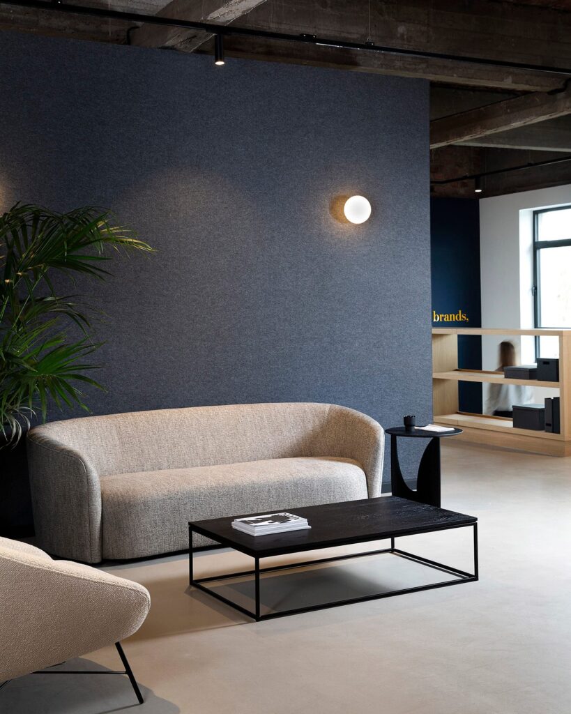 50536 Šoninis staliukas Geometric modernus medinis 51x51x50h cm (21)