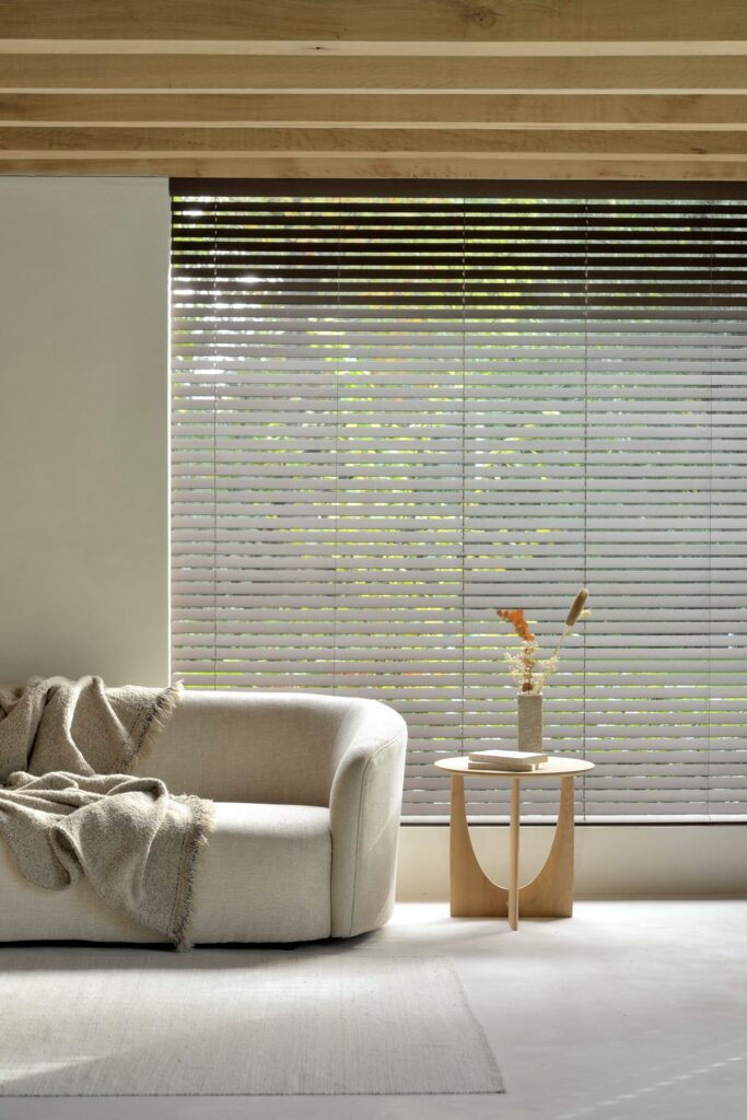 50537 Šoninis staliukas Geometric 51x51x50h cm (10)