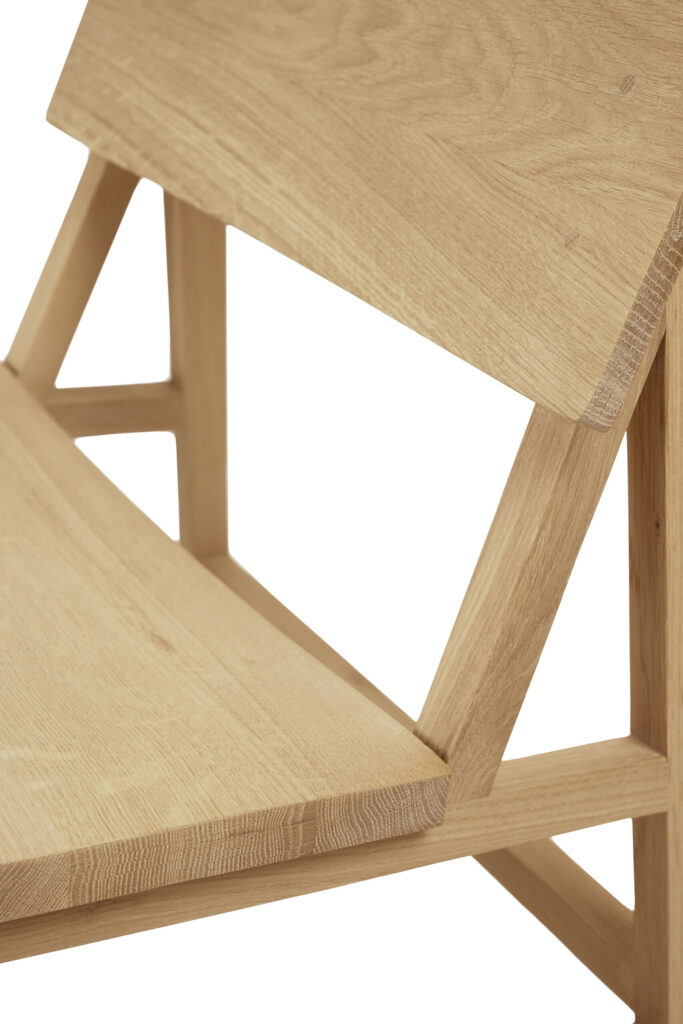 50686 Fotelis N2 58x69x70h cm šviesaus medžio ąžuolo su nugarėle (13)