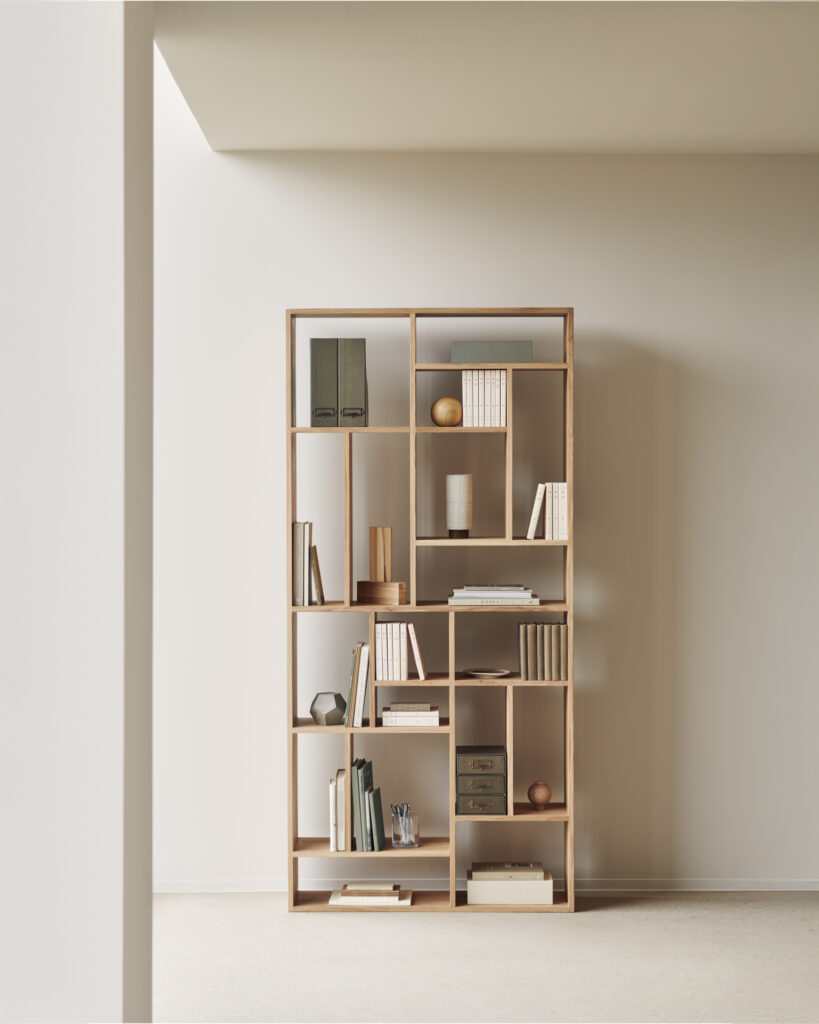 50771 Lentyna M 104x30x219h cm šviesaus medžio ąžuolo skandinaviško ir japandi stiliaus (15)