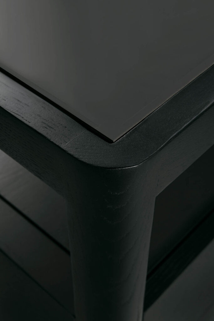 51240-Komoda-Spindle-150x56x83h-cm-juodo-medzio-skandinavisko-ir-japandi-stiliaus-12.jpg