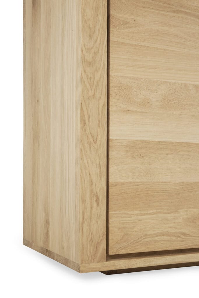 51370 Svetainės komoda Shadow 109x45x84h cm šviesaus medžio ąžuolo japandi ir skandinaviško stiliaus (13)
