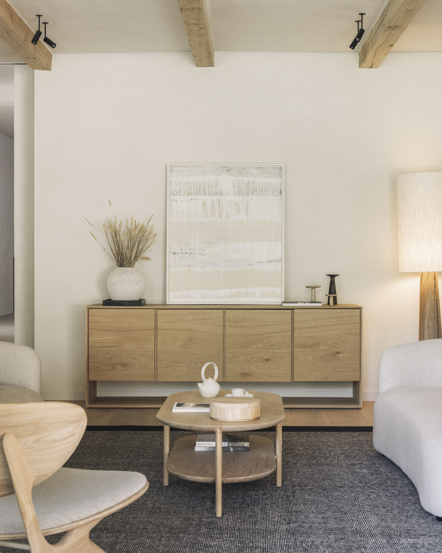 51438 Svetainės komoda Nordic 210x45x78h cm šviesaus ąžuolo medžio skandinaviško stiliaus (1)