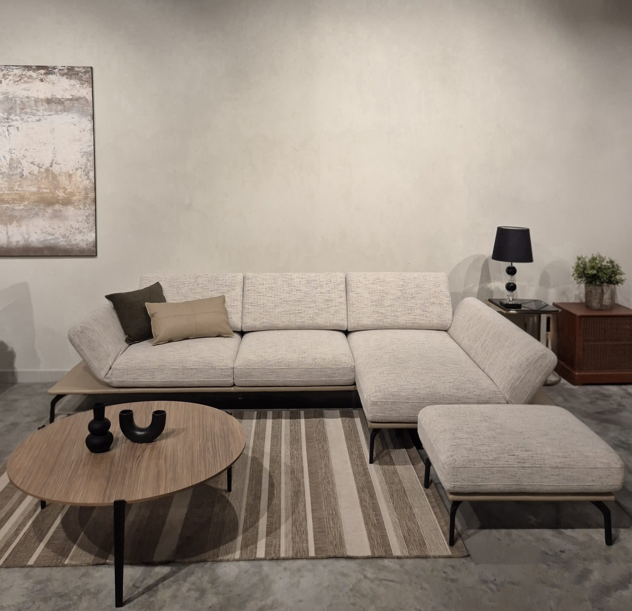 Modernus minkštas Kler kampas Libretto ekspozicija