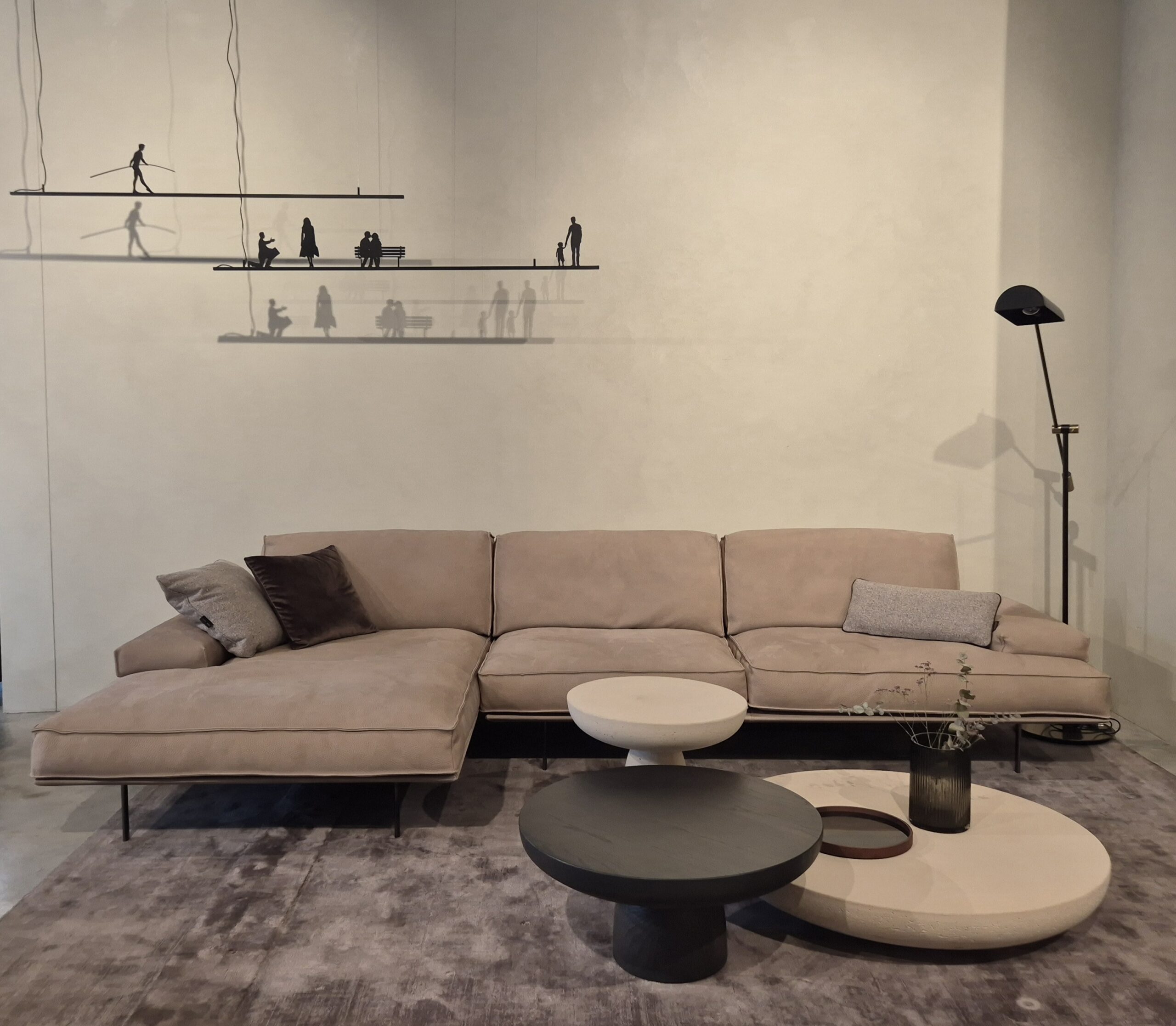 Modernus minkštas kampas Cierre1972 Vogue ekspozicija