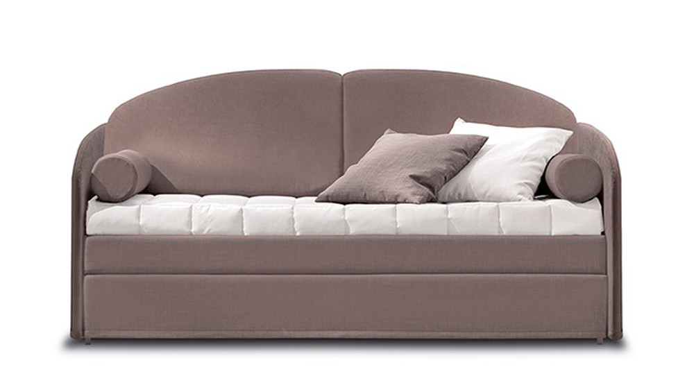 Rausvai ruda sofa-lova Ellen baltame fone su ritininėmis pagalvėlėmis, FELIS