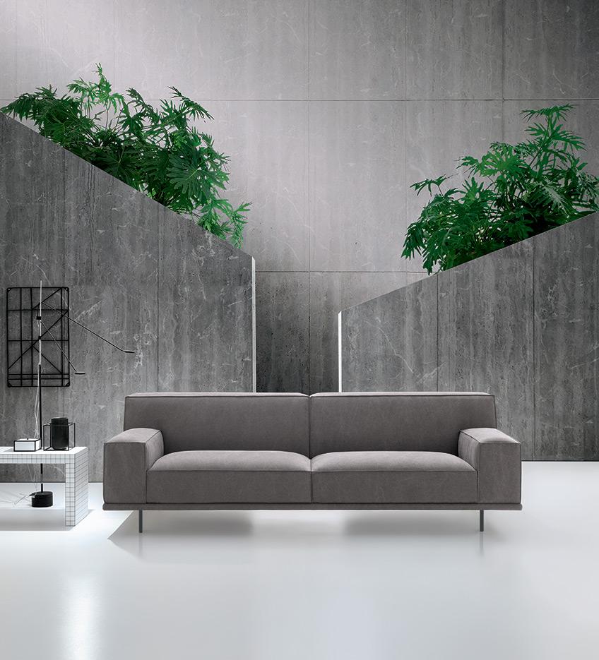 Sofa Young pilka